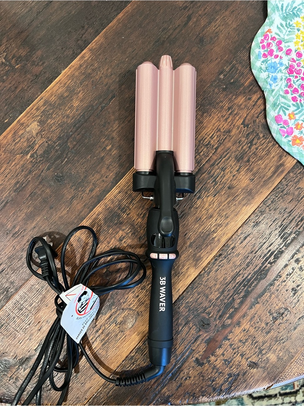 Beachwaver 3 B Hair Waver in Rose Gold and Black